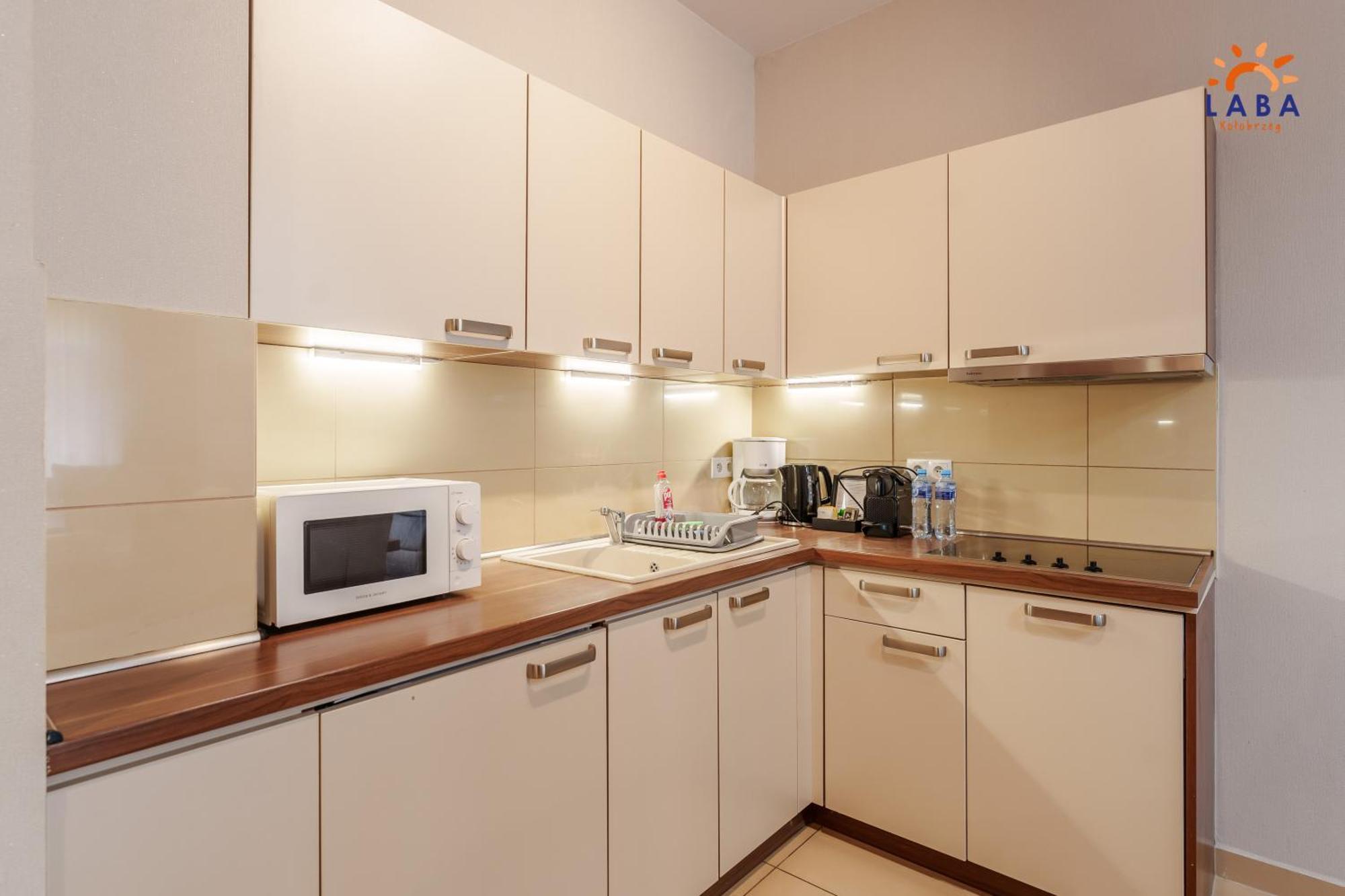 Laba Kolobrzeg Apartamenty Diune Z Parkingiem Bagian luar foto